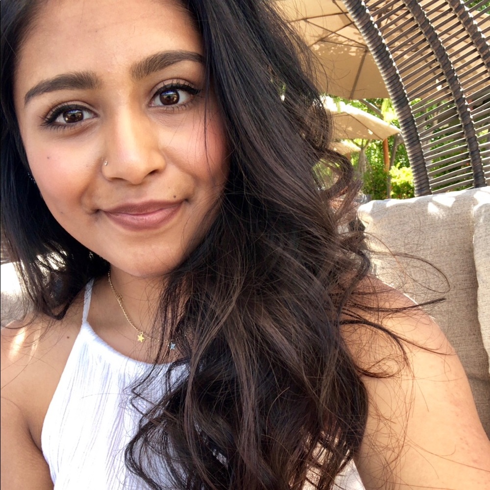 Meet your Posher, Hasmita